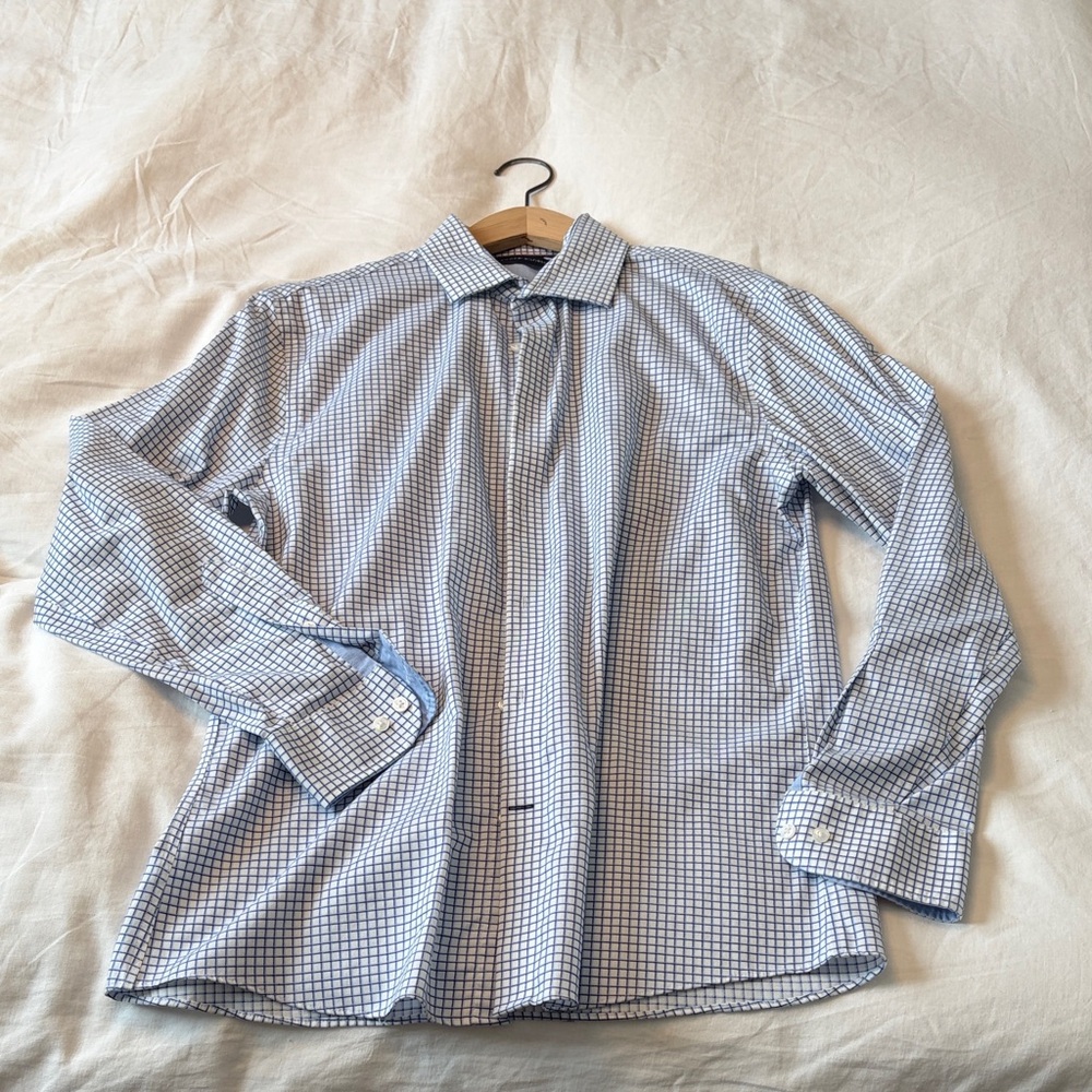 Tommy Hilfiger Men's White and Blue Checkered Dress Shirt